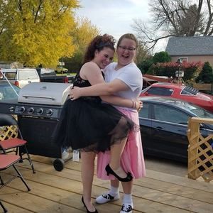 Meet your Posher, Sierra